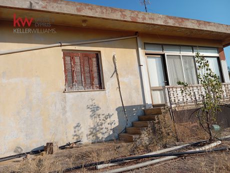 Οικόπεδο 1.732τ.μ. για πώληση-Γούβες