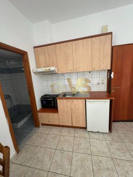 Studio 35sqm for rent-Heraclion Cretes » Tris Vagies