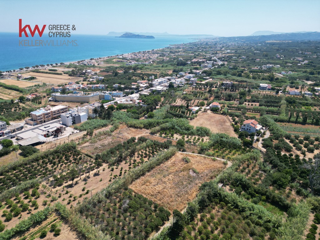 Οικόπεδο 2.210 τ.μ. προς πώληση, Μάλεμε