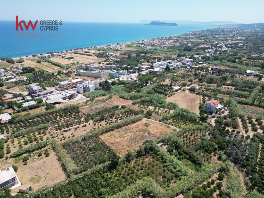 Οικόπεδο 2.210 τ.μ. προς πώληση, Μάλεμε