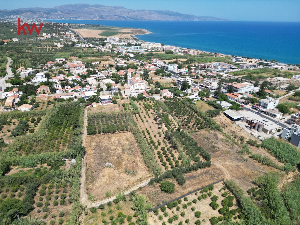 Οικόπεδο 2.210 τ.μ. προς πώληση, Μάλεμε