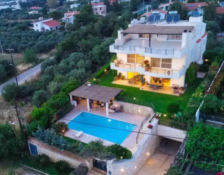 Villa 680sqm for sale-Palaia Fokaia » Κέντρο