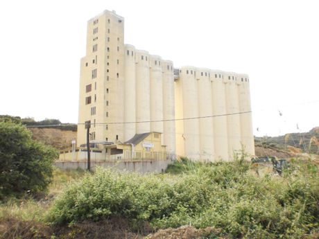 Building 595sqm for sale-Eleitheres » Nea Peramos