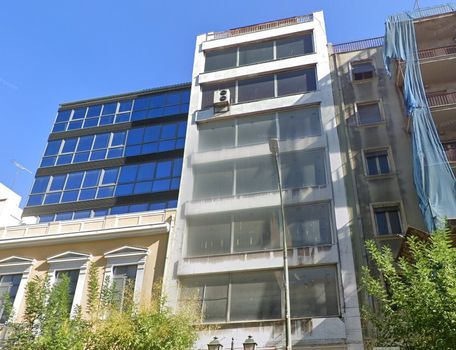 Building 1.101sqm for sale-Piraeus - Center