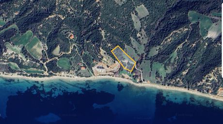 Land plot 8.000sqm for sale-Stagiron - Akanthou » Xiropotamo