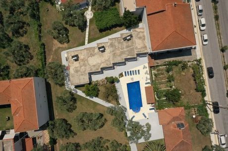 Hotel 250sqm for sale-Thasos » Makriammos