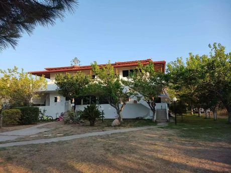 Building 760sqm for sale-Diakopto » Paralia Trapezas