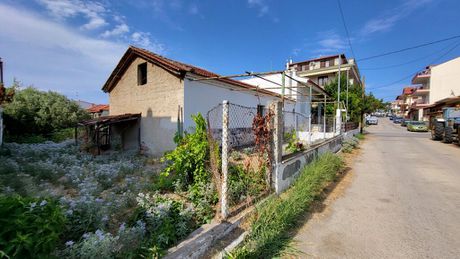 Land plot 303sqm for sale-Moudania » Nea Potidaia