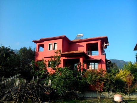 Villa 300sqm for sale-Stagiron - Akanthou » Stratoni
