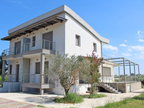Maisonette 130sqm for sale-Korinos » Center