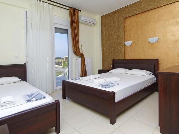 Hotel 729 sqm for sale, Pieria Prefecture, Paralia