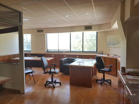 Επιχειρηματικό κτίριο 130 τ.μ. για πώληση