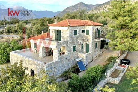 Detached home 340sqm for sale-Lefktros