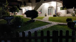 Κτίριο 240 τ.μ. για πώληση, Ν. Καβάλας, Ελευθερές-thumb-23