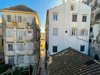 Loft 224 τ.μ. για πώληση