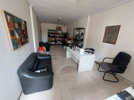 Business bulding 37sqm for sale-Ladadika