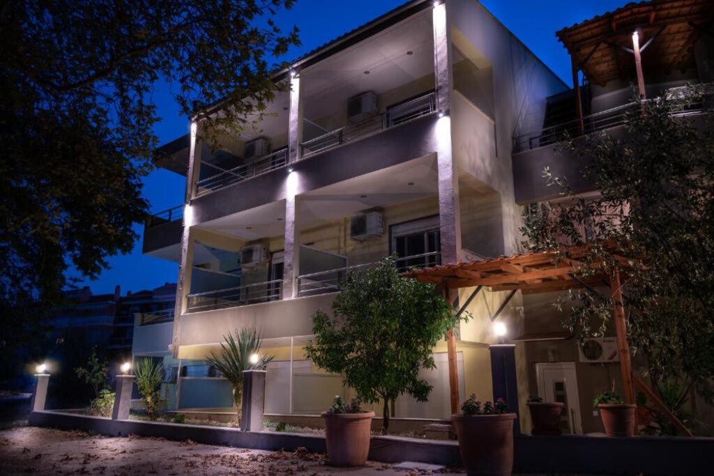 Ξενοδοχείο 450 τ.μ. για πώληση, Ν. Καβάλας, Ελευθερές