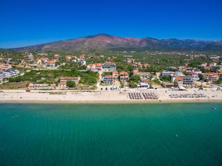 Ξενοδοχείο 4.000 τ.μ. προς πώληση, Καλύβια Θάσου-thumb-29