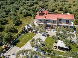 Ξενοδοχείο 404 τ.μ. για πώληση, Ν. Καβάλας, Θάσος-thumb-2