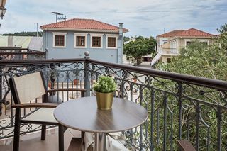 Ξενοδοχείο 1.400 τ.μ. προς πώληση, Εξωγή-thumb-31