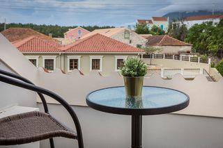 Ξενοδοχείο 1.400 τ.μ. προς πώληση, Εξωγή-thumb-46