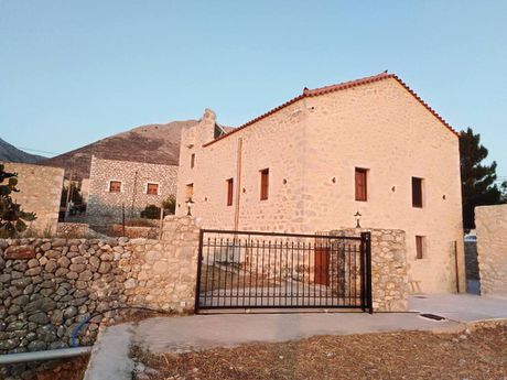 Hotel 180sqm for sale-Oitilos » Kalonioi