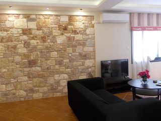 Κτίριο 1.100 τ.μ. για πώληση, Εύβοια, Αιδηψός-thumb-10