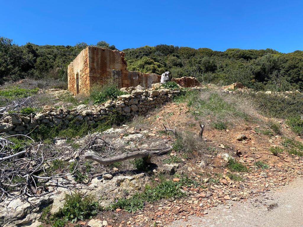 Οικόπεδο 2.035 τ.μ. προς πώληση, Μελισσουργείο Κολυμβαρίου