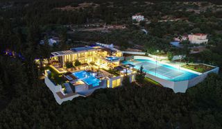 Βίλλα 500 τ.μ. για πώληση