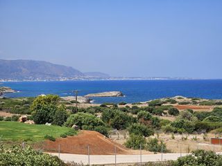 Οικόπεδο 2.100 τ.μ. για πώληση