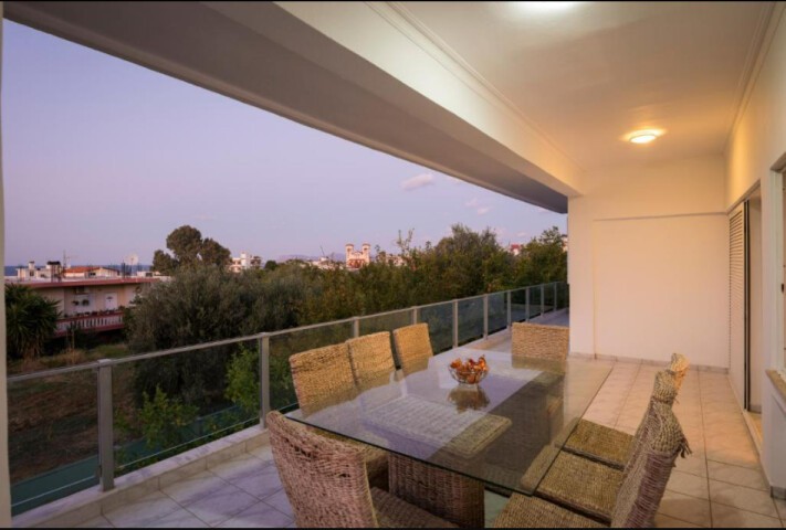 Επιχειρηματικό κτίριο 300 τ.μ. προς πώληση, Άγιοι Απόστολοι Νέας Κυδωνίας