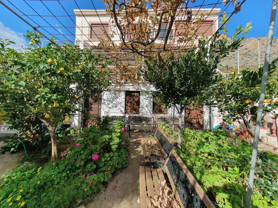 Μονοκατοικία 260 τ.μ. προς πώληση, Πλάκα Αγίου Νικολάου
