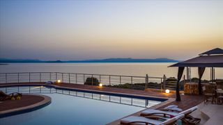 Βίλλα 465 τ.μ. για πώληση