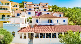 Hotel 1.016 sqm for sale