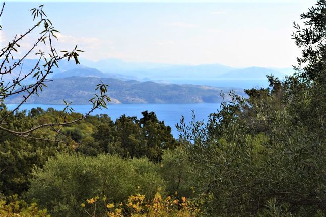 Land plot 750 sqm for sale, Corfu Prefecture, Corfu
