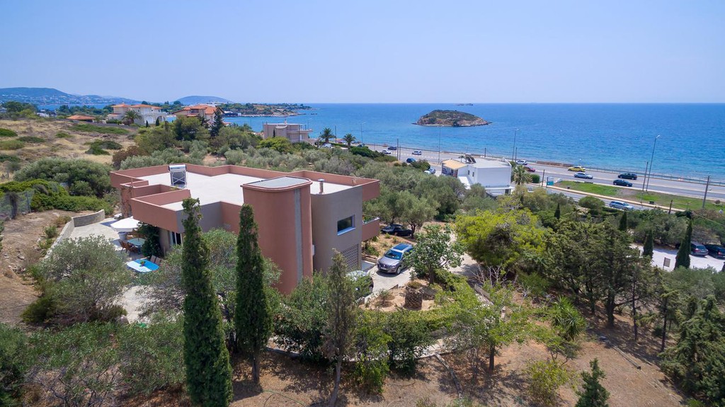 Βίλλα 160 τ.μ. πρός πώληση, Αττική - Υπόλοιπο, Καλύβια Θορικού