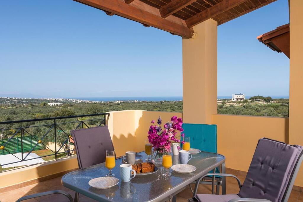 Επαγγελματικό 310 τ.μ. προς πώληση, Αρώνι