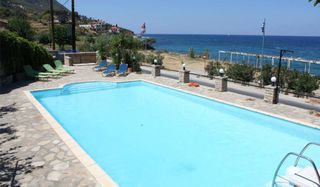 Hotel 480 sqm for sale, Samos Prefecture, Samos-thumb-3
