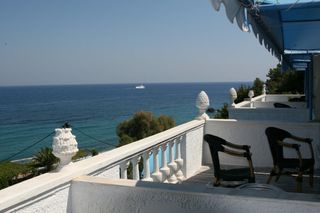 Hotel 480 sqm for sale, Samos Prefecture, Samos-thumb-1