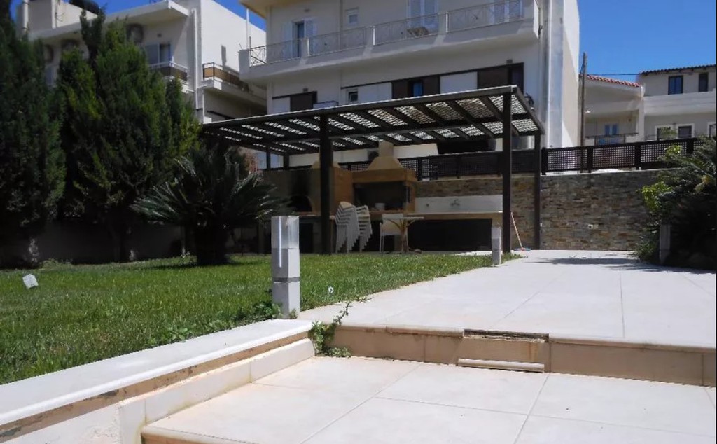 Μονοκατοικία 400 τ.μ. προς πώληση, Ατσαλένιο