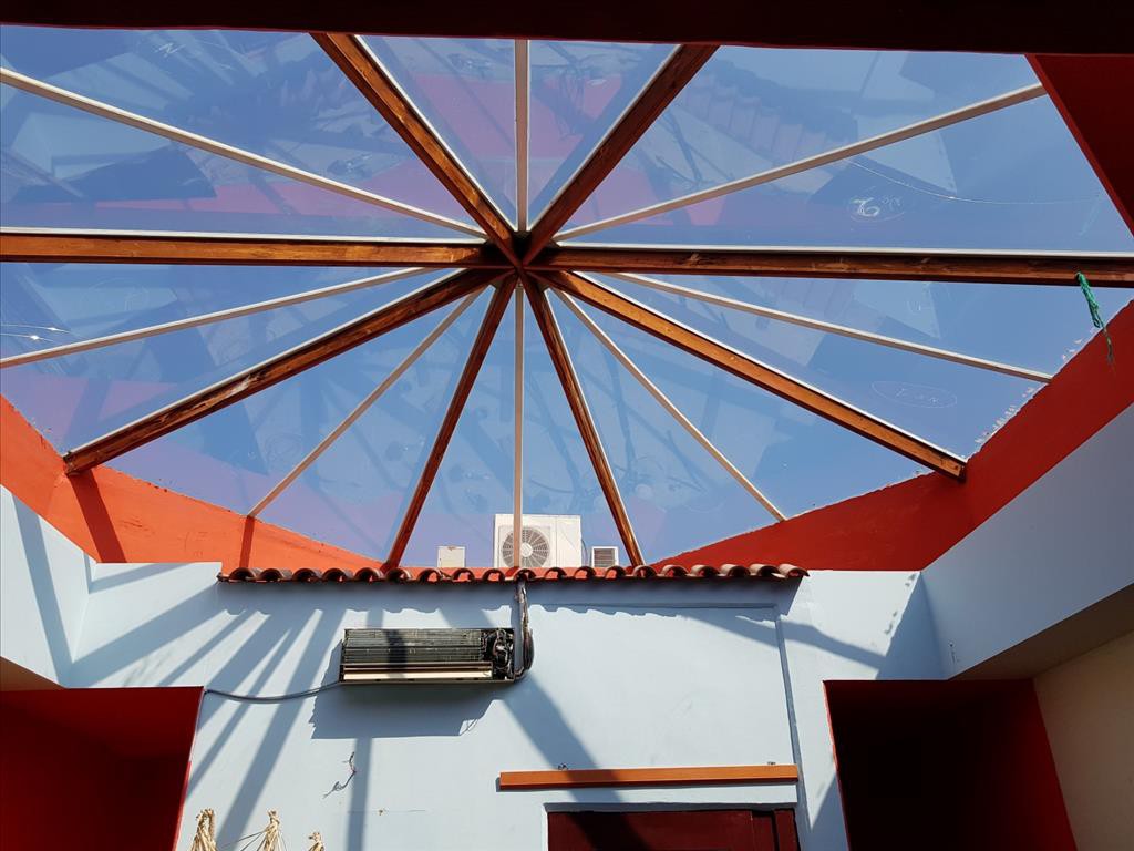 Επαγγελματικό 330 τ.μ. προς πώληση, Σκάλα Γερακινής