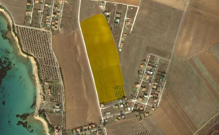 Land plot 10.700 sqm for sale, Chalkidiki, Kassandra
