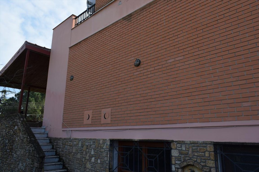 Μονοκατοικία 400 τ.μ. προς πώληση, Σουρωτή