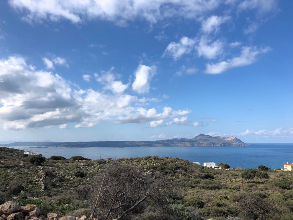 Οικόπεδο 18.000 τ.μ. προς πώληση, Καμπιά Βάμου