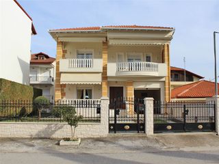 Μονοκατοικία 320 τ.μ. για πώληση