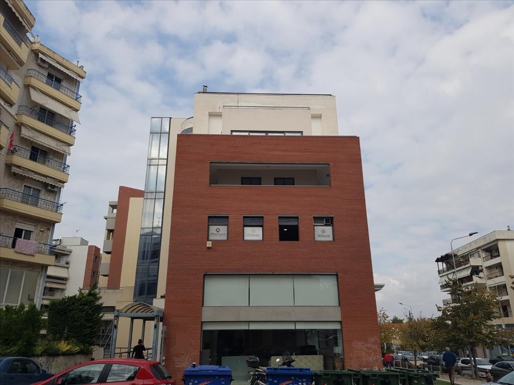 Επιχειρηματικό κτίριο 440 τ.μ. προς πώληση, Δέρκων