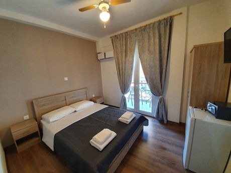 Επιχειρηματικό κτίριο 400 τ.μ. για πώληση