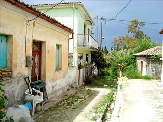 Μονοκατοικία 215 τ.μ. για πώληση