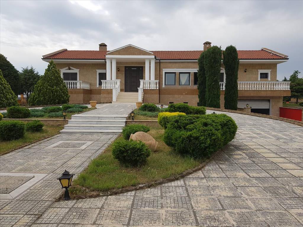 Μονοκατοικία 400 τ.μ. προς πώληση, Κέντρο Μίκρας