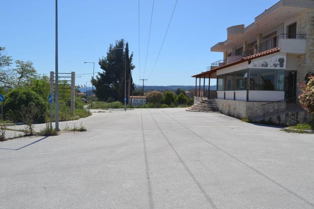 Επιχειρηματικό κτίριο 640 τ.μ. προς πώληση, Καλλιθέα Κασσάνδρας